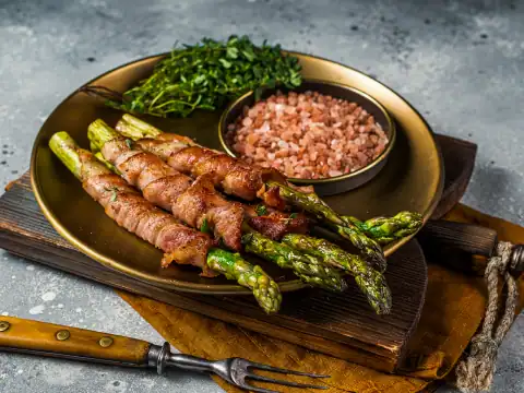bacon wrapped asparagus