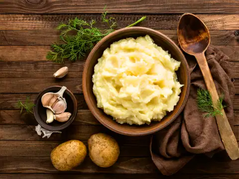 buttery mashed potatoes